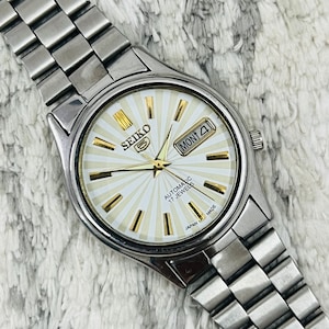 Vintage Seiko 5 Automatic White Dial Day/Date Men&#39;s Wrist Watch~ Japan Made~ Gift for him