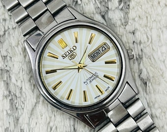 ヴィンテージSEIKO5 自動巻き時計 21ジュエル Vintage Seiko 5 Automatic 21 Jewel Movement No.7S26-02M0 Day