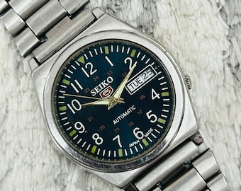 Vintage Seiko Diver Automatic Blue Dial Day & Date Movement