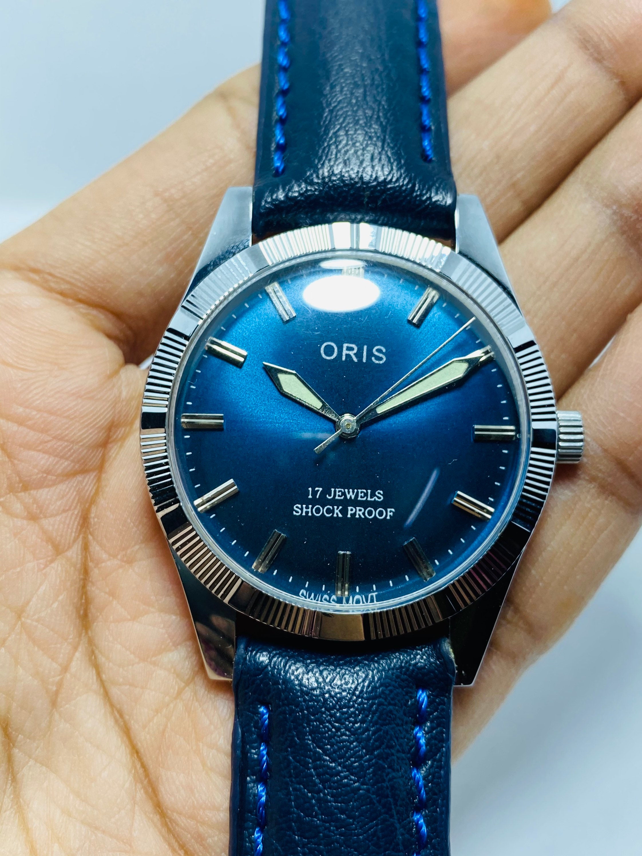 Oris 17 Jewels disse with Date