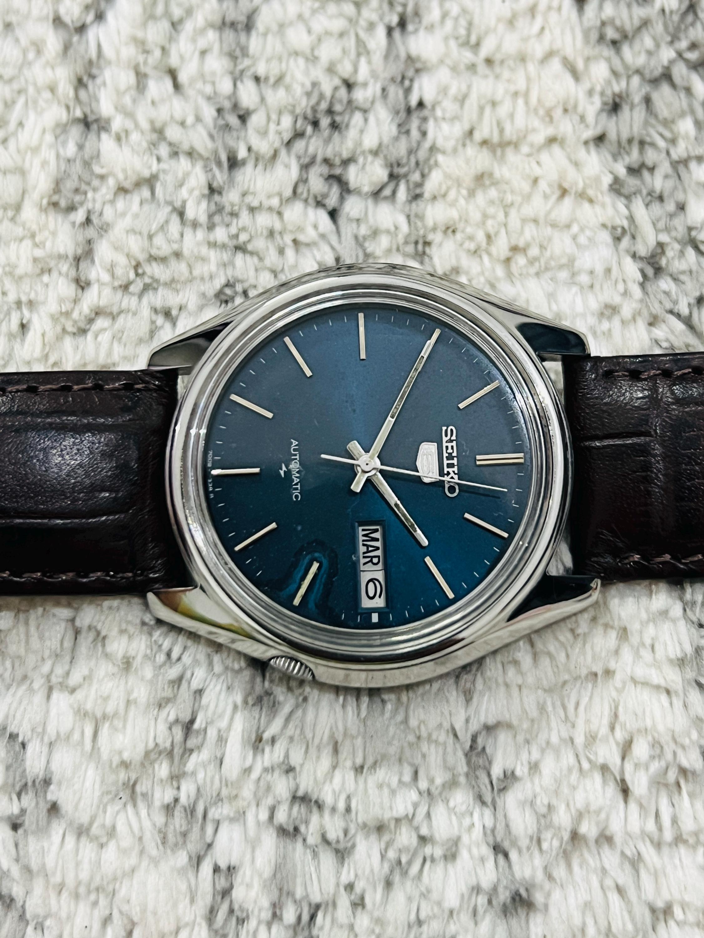 Vintage Rare Seiko 5 Automatic Blue Dial Movement No.7009-4040 Day