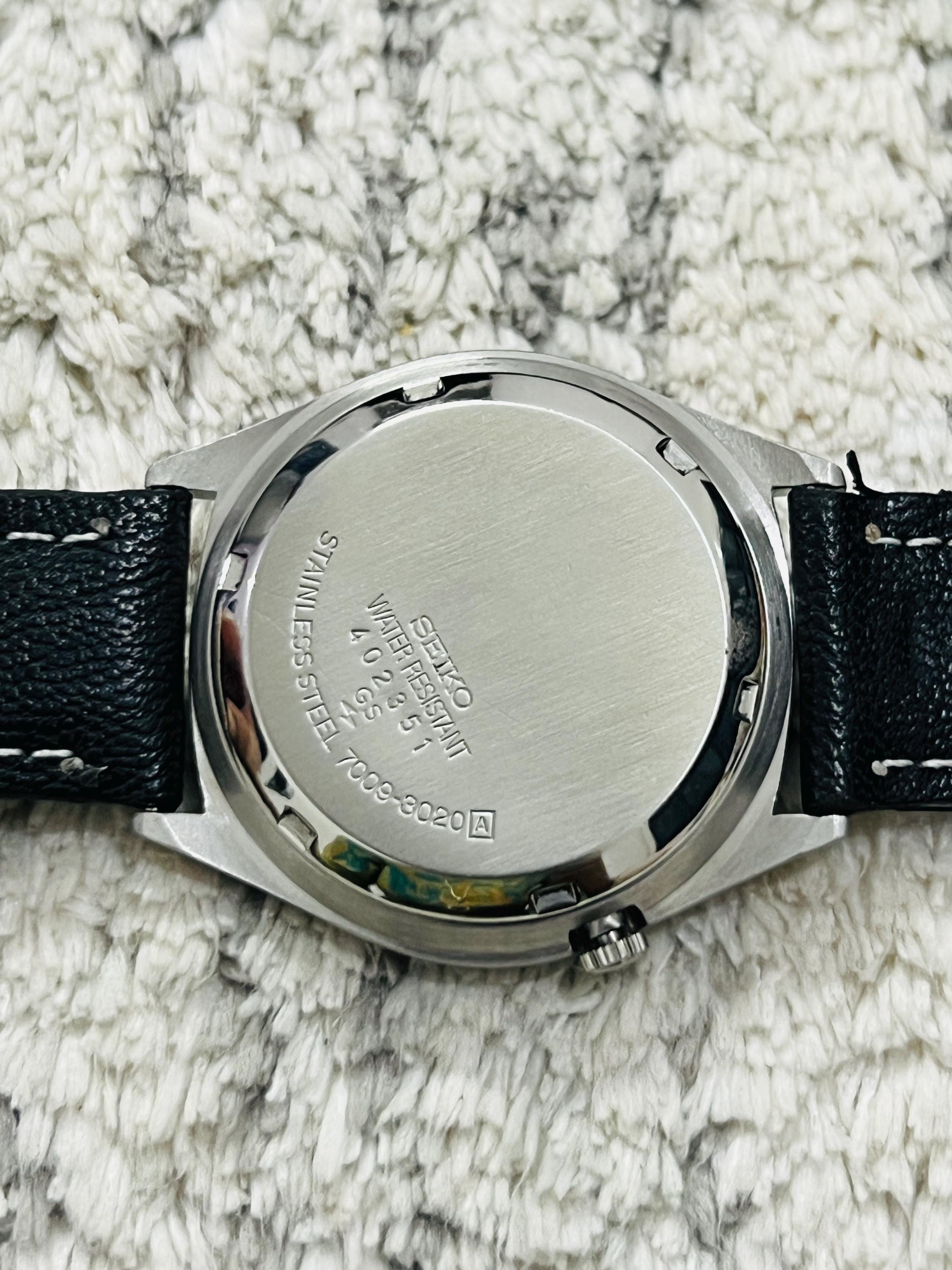 Vintage Rare Seiko 5 Automatic Grey Dial Movement No.7009-3020 Day