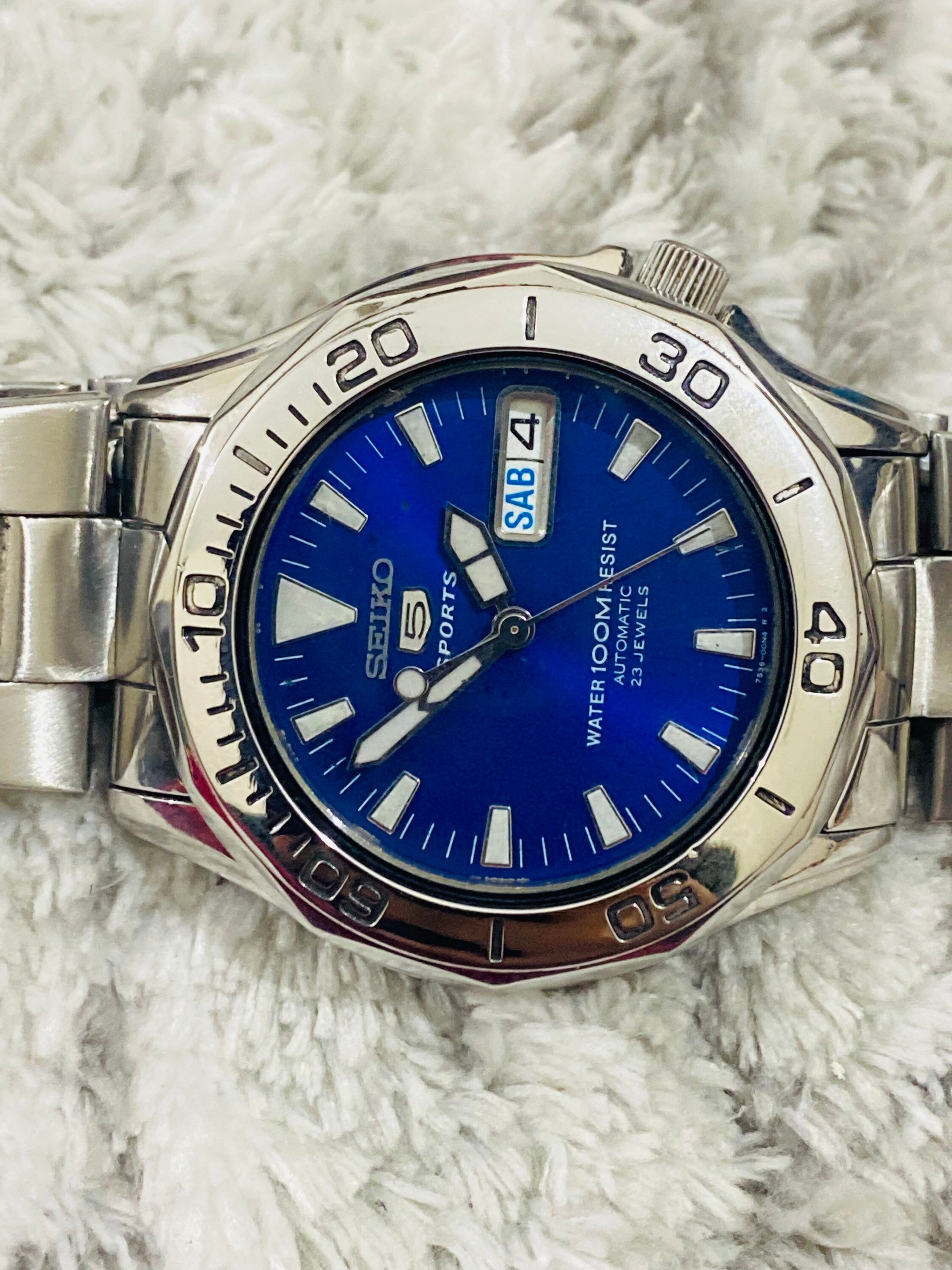 空*人様 腕時計 SEIKO 5 SPORTS スピードマスター ヴィンテージ ヴィンテージ セイコー 5 スポーツ 自動巻き腕時計、ブルー文字盤