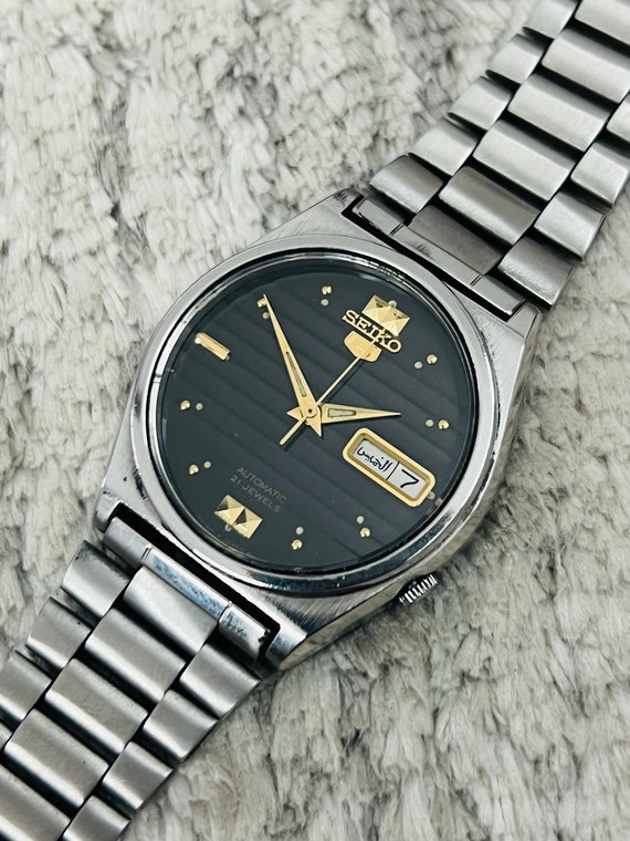 Vintage Seiko 5 Automatic Movement No.7019-8180 Black Dial Day
