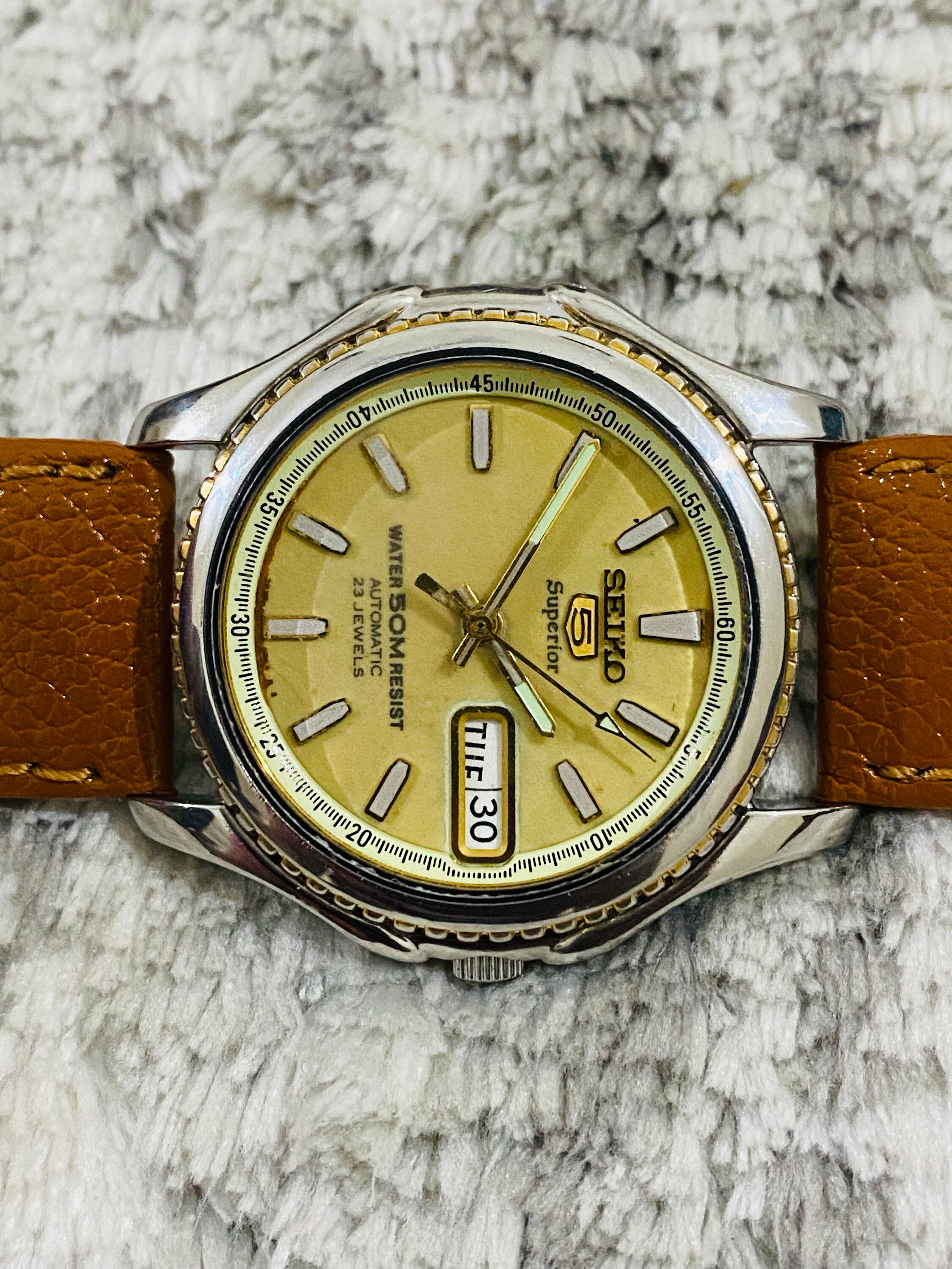 Seiko 5 water 50m resist automatic shop 23 jewels