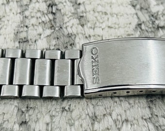 Vintage Seiko 5 Automatic Movement No.7009-6001 Blue Dial Day/date