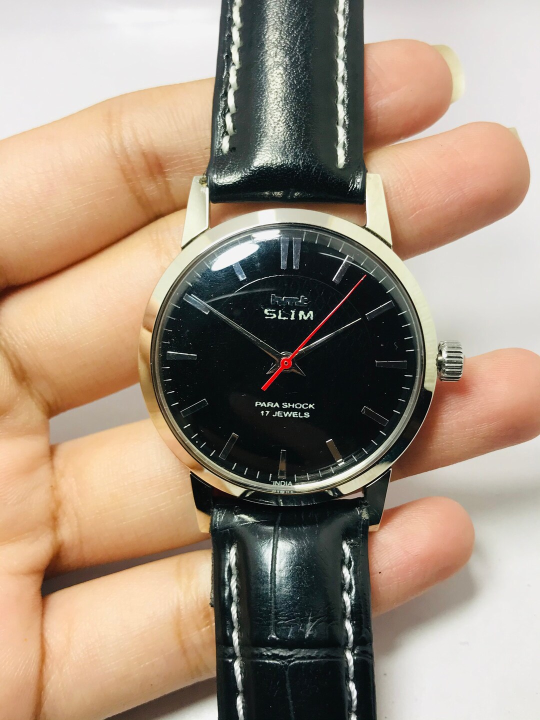 Hmt watch black colour hotsell