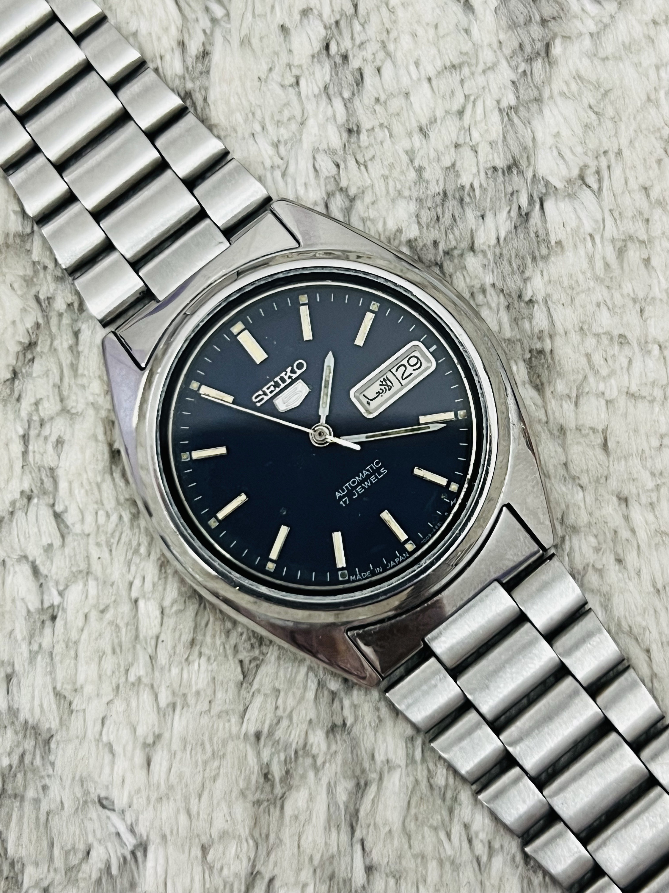 Vintage Seiko 5 Automatic Movement No.7009-6001 Blue Dial Day/date