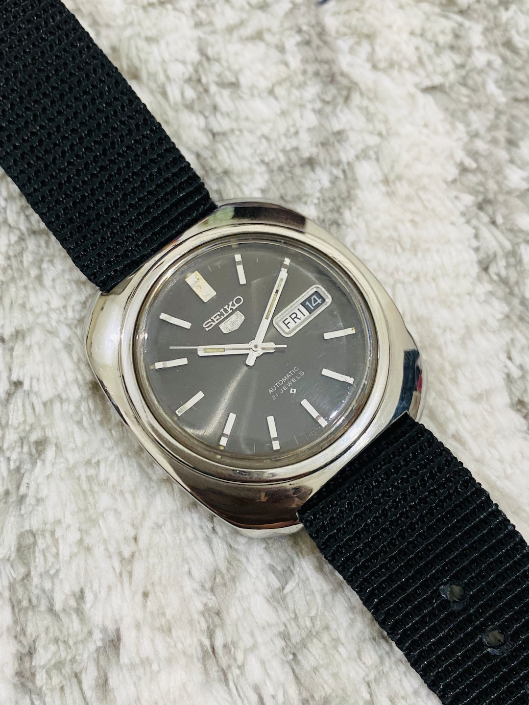 セイコー 5 デイデイト ブラック 自動巻き 80's 80年代 ビンテージ 希少》SEIKO 5 腕時計 ブラック 自動巻き デイデイト 機械式