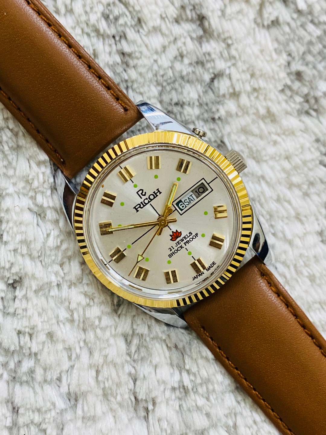 Vintage Ricoh Automatic 21jewel Date/day Japan Made Men's Wrist