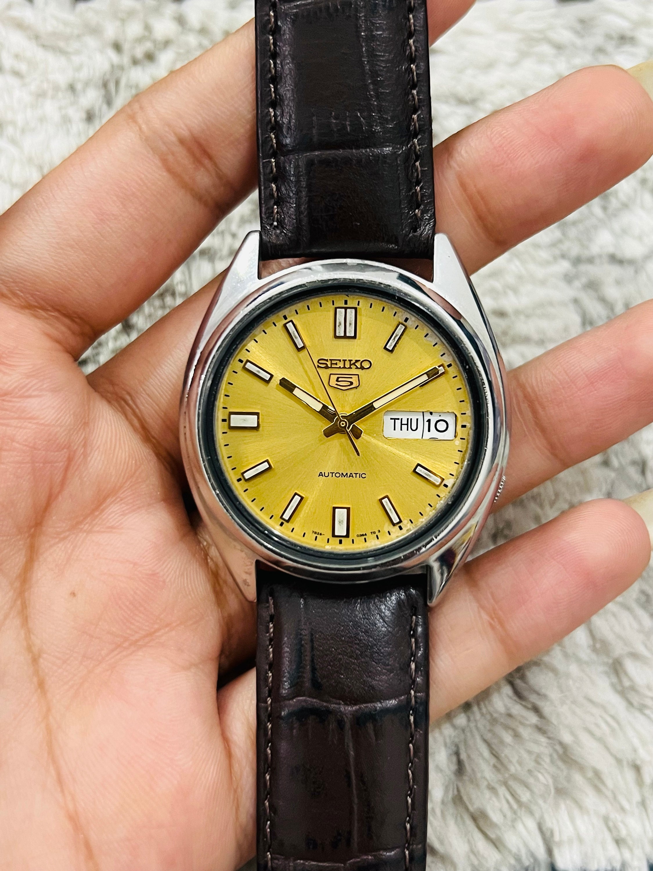 Vintage Original Seiko 5 Automatic Golden Dial 21jewels Movement