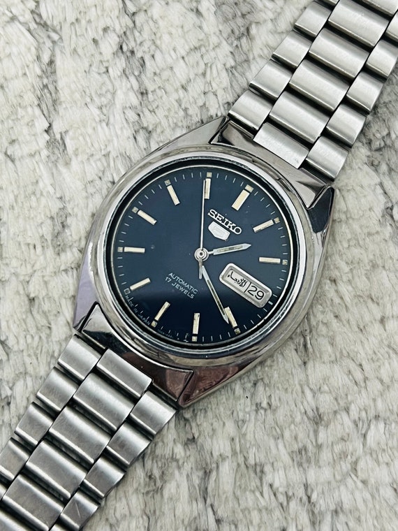 Vintage Seiko 5 Automatic Movement No.7009-6001 Blue Dial Day/date