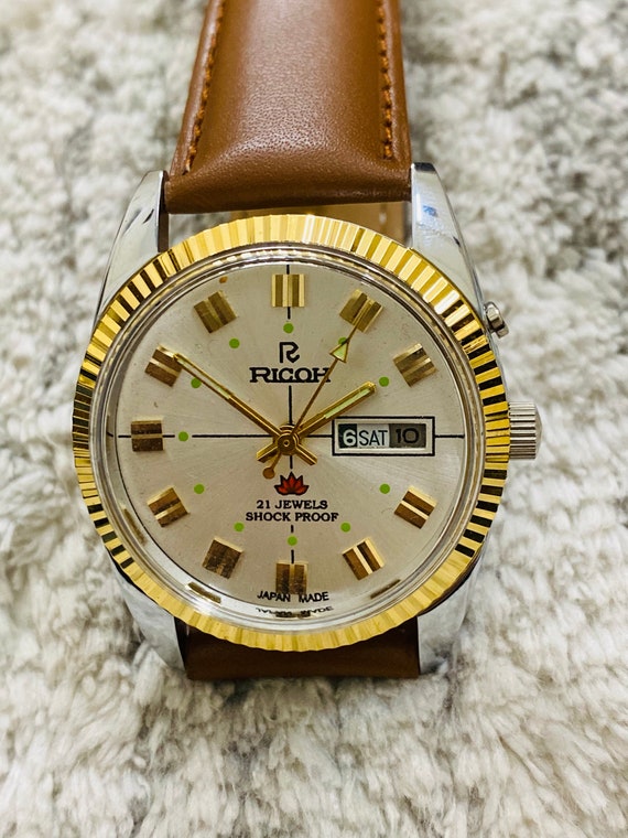 Vintage Ricoh Automatic 21jewel Date/day Japan Made Men's Wrist