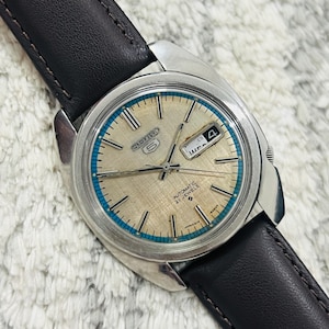 Vintage Seiko 5 Automatic Date/Day 21Jewels Beige Dial Caliber No 6119 Japan Made Wrist Watch~ Vintage Watches~ Japan Made Watch