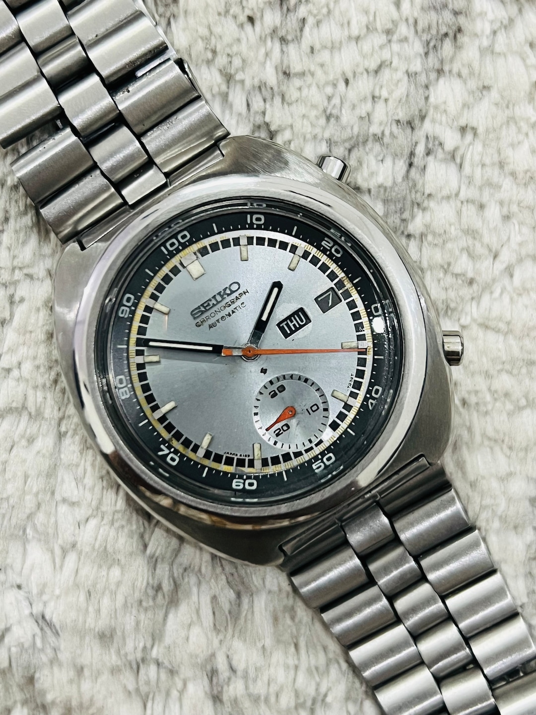 SEIKO クロノグラフ 腕時計 グレー Vintage Seiko Chronograph Grey Dial Date & Day Movement No 6139