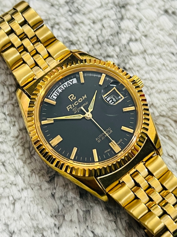 Vintage ricoh black dial - Gem