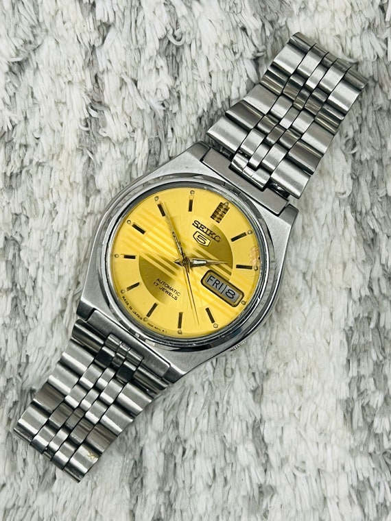 Vintage Seiko 5 Automatic Movement No.7009-3171 Golden Dial Day