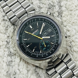 Vintage Rare 1980s Seiko Chronograph Helmet Black Dial Date & Day Movement No 6139-7100 Automatic Japan Made Men’s Wrist Watch~ Gift for him