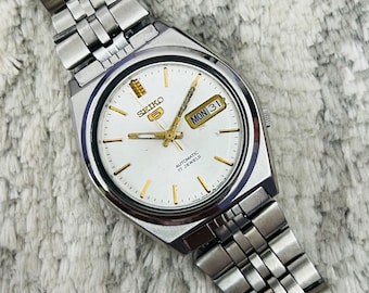 Vintage Seiko Automatic Movement Day/date 17jewels