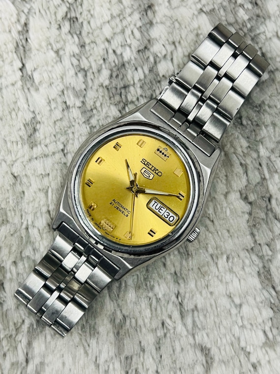 Vintage Rare Seiko 5 Automatic Golden Pattern Dial Movement No