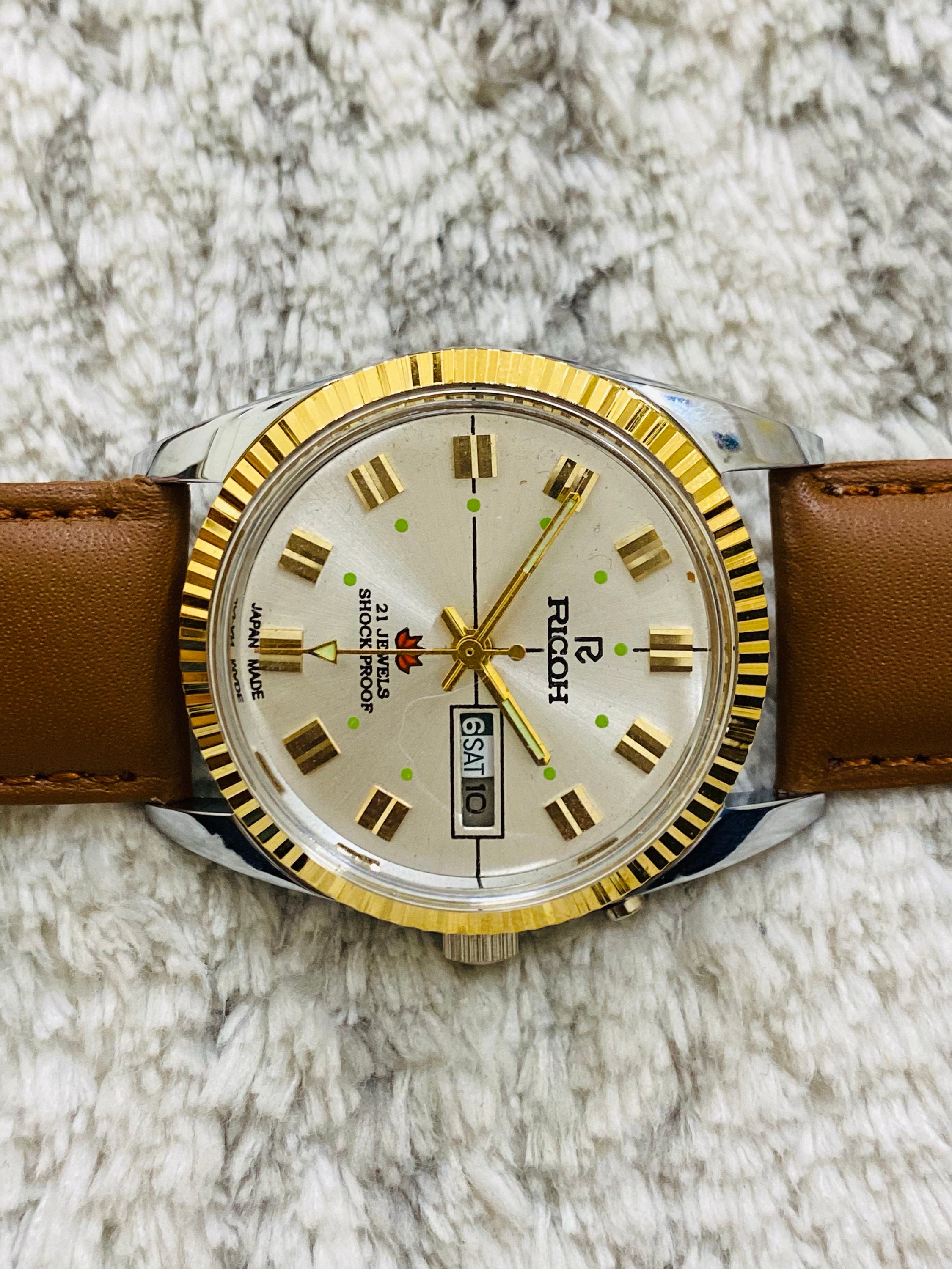 Vintage Ricoh Automatic 21jewel Date/day Japan Made Men's Wrist