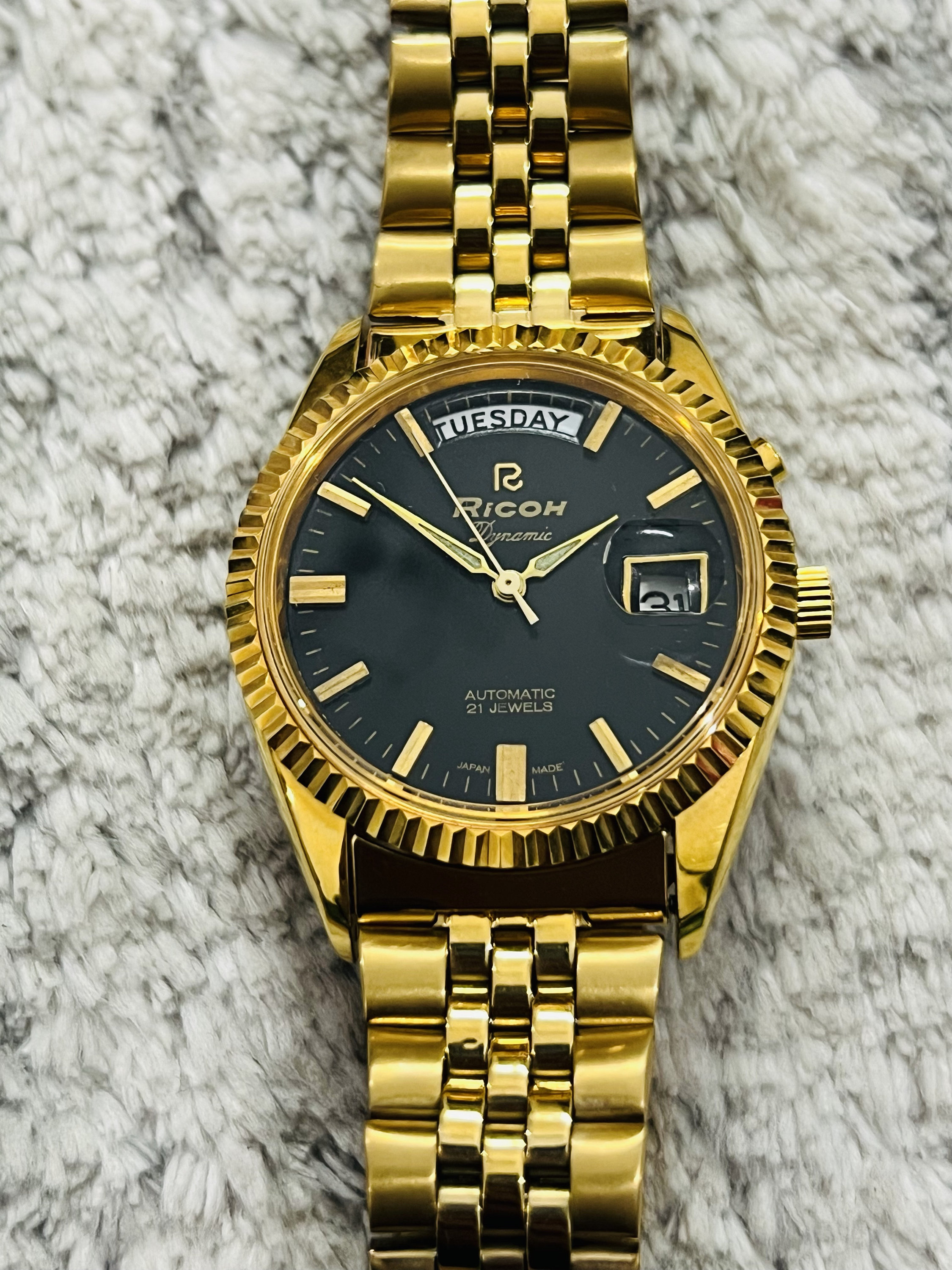 Vintage Ricoh President Automatic 21jewel Date/day Black Dial