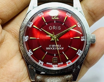 Rare vintage ORIS Cadran Rouge Mécanique Enroulement FHF Mouvement ST-96 Swiss Made Montre-bracelet