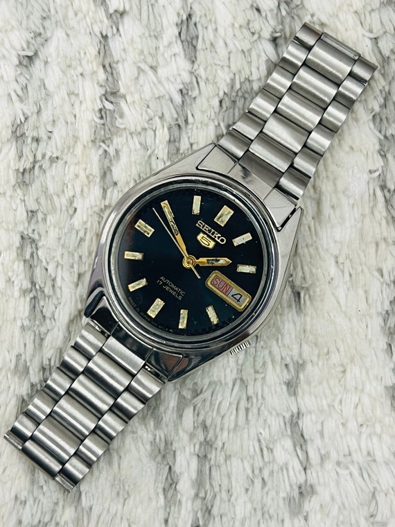 Vintage Seiko 5 Automatic Movement No.7009-6001 Blue Dial Day/date
