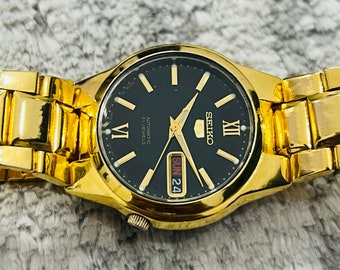 Vintage Seiko 5 Automatic 21jewels Black Dial Golden Case Vintage Seiko 5 Automatic 21jewels Black Dial Golden Case