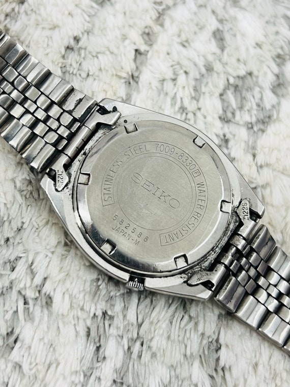 時計 SEIKO5 AUTOMATIC 7009-3040 334420 Seiko 5 Automatic 7009-3040 Day/Date Military Dial Vintage