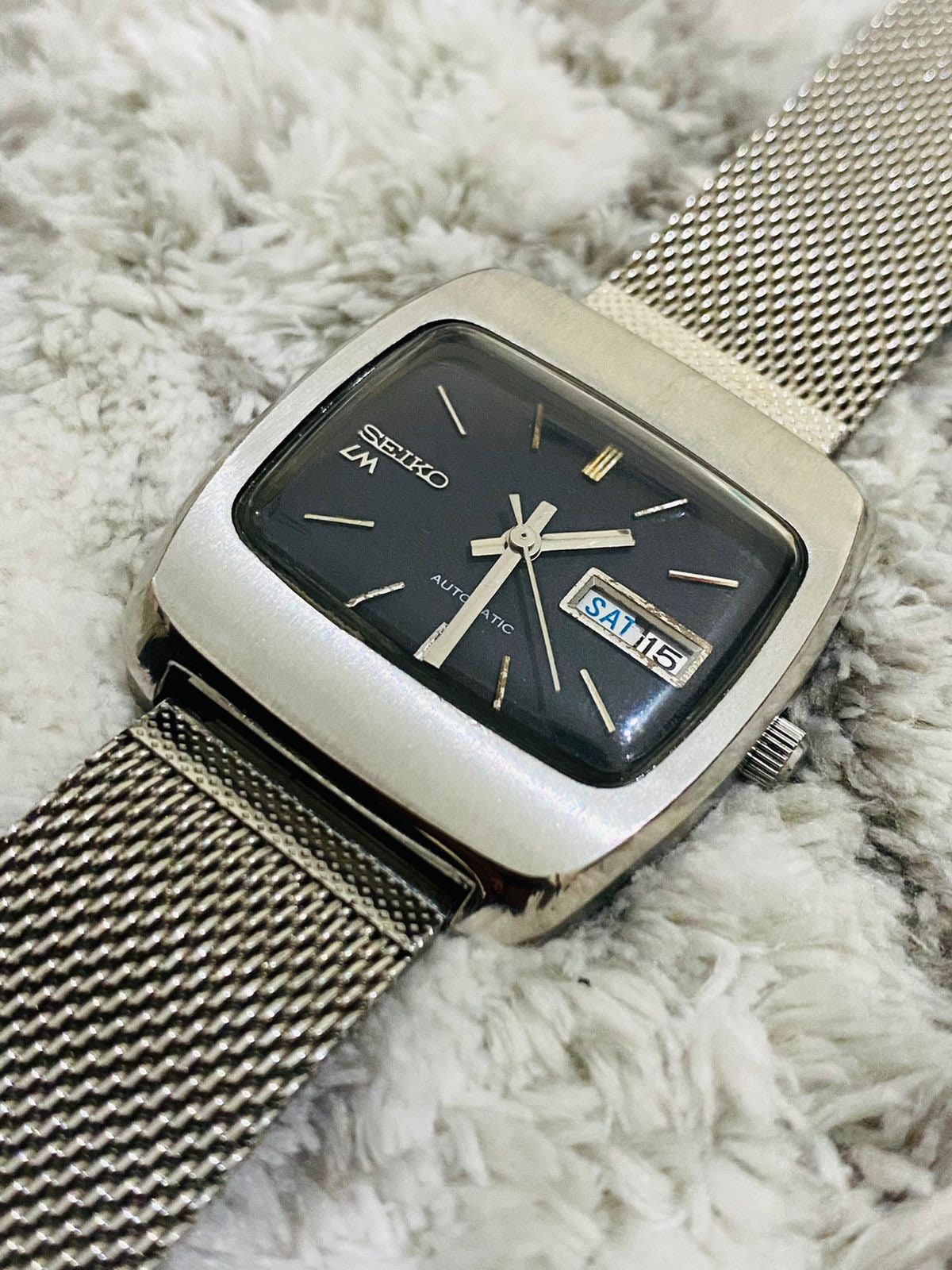 Vintage Seiko Lord Matic 23 Jewels Movement Number 5606-5070 Vintage Seiko Lord Matic 23 Jewels Movement Number 5606-5070