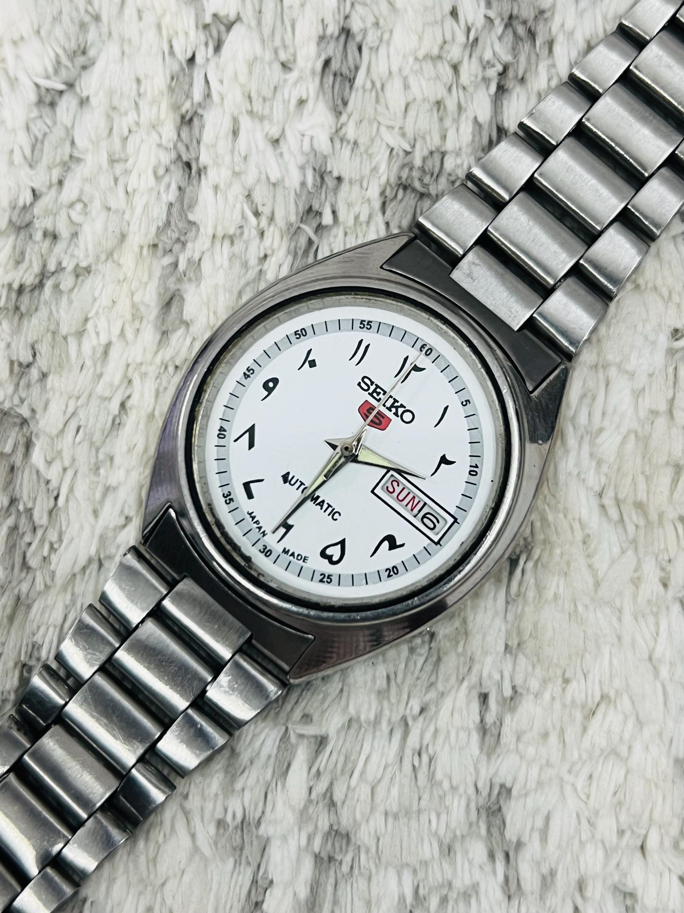 ヴィンテージ セイコー 5 自動巻き アラビア数字 ホワイト ダイヤル