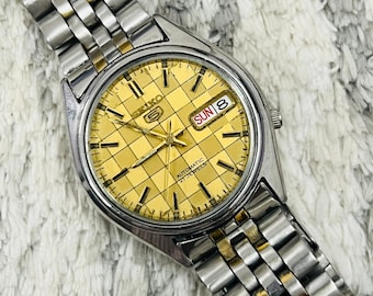 Vintage Seiko 5 Automatic Golden Pattern Dial Day/Date Movement No 7009-6001 Men's Wrist Watch~ Japan Made~ Gift for him
