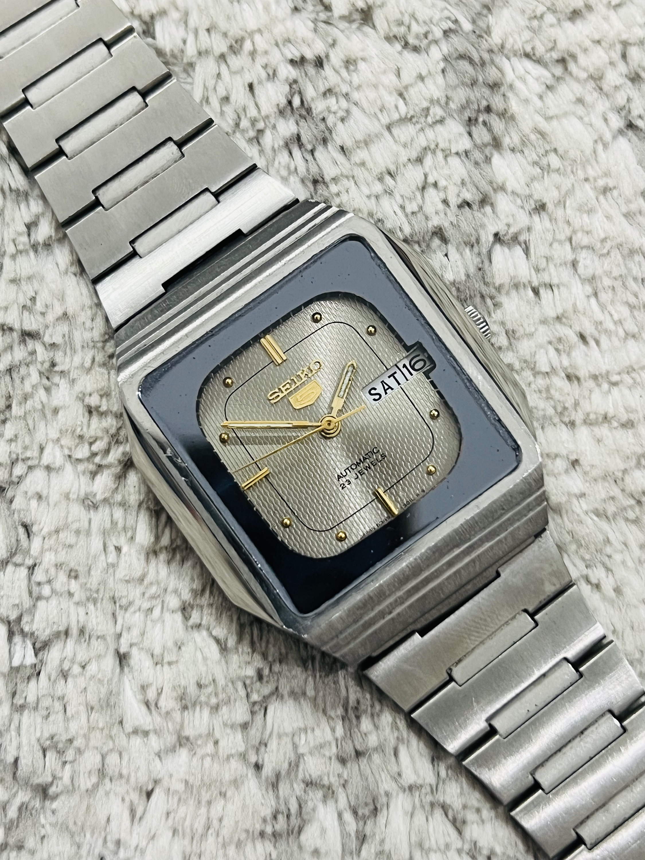Vintage Rare Seiko 5 Automatic Grey Tv Case Dial Movement No.6349