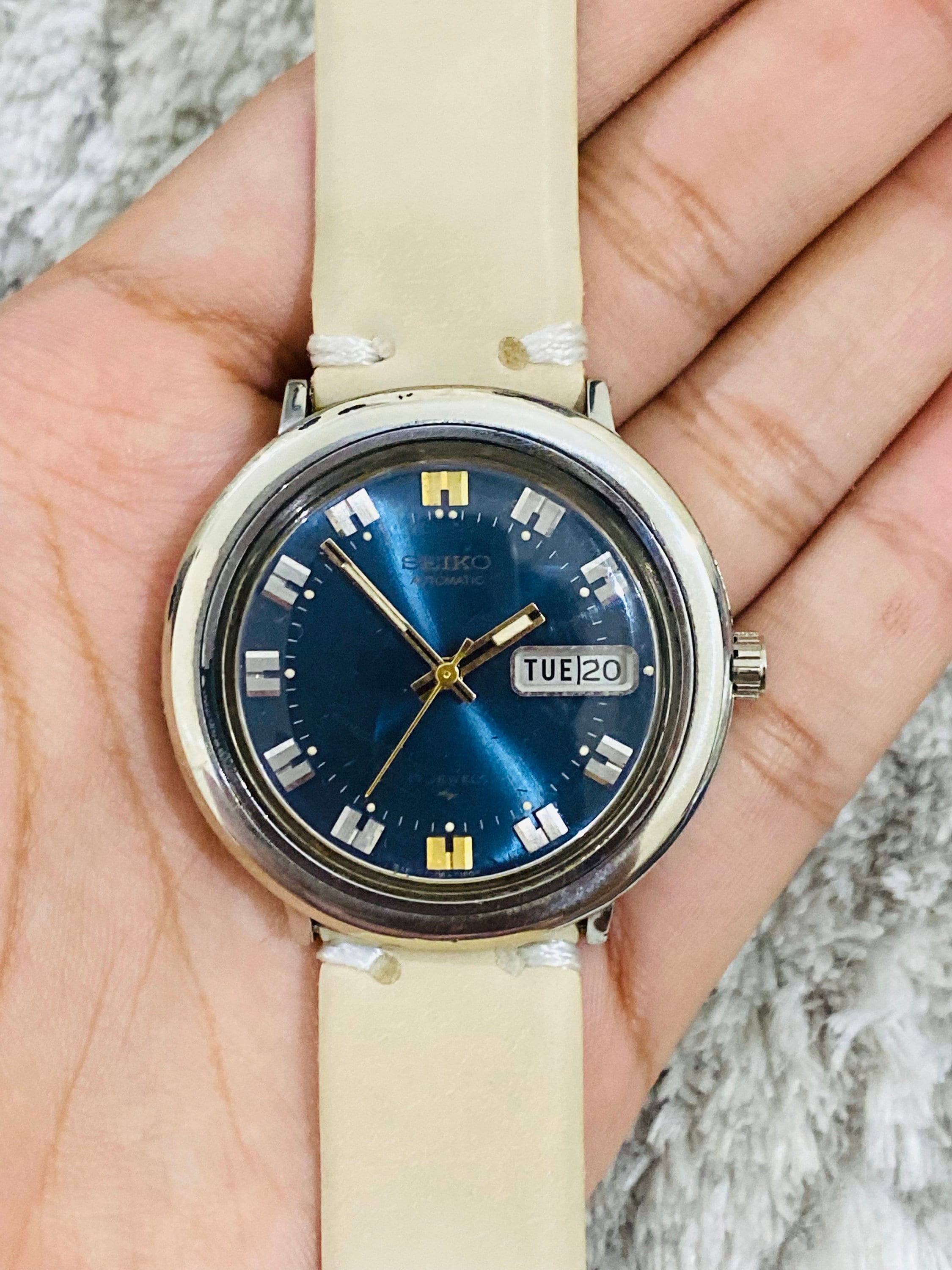 SEIKO セイコー ヴィンテージ クォーツ ブルー文字盤 デイト腕時計-稼働中 ヴィンテージ セイコー 自動巻き腕時計、ブルー文字盤、デイ/デイト