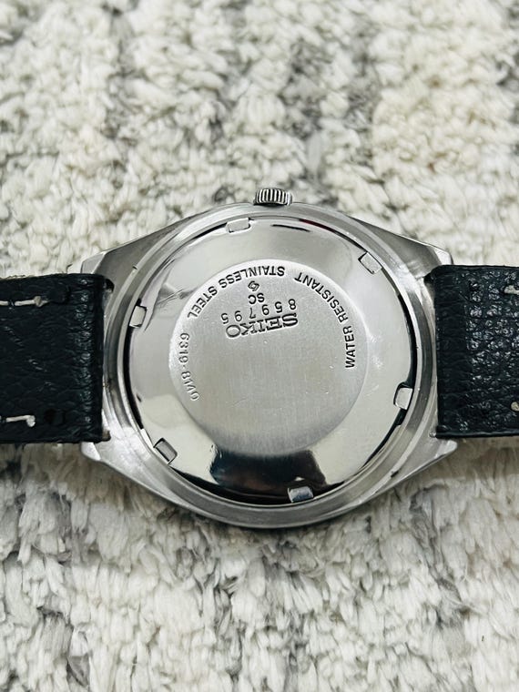 Vintage Seiko 5 Automatic 21jewels Date/day Blue Dial Caliber No