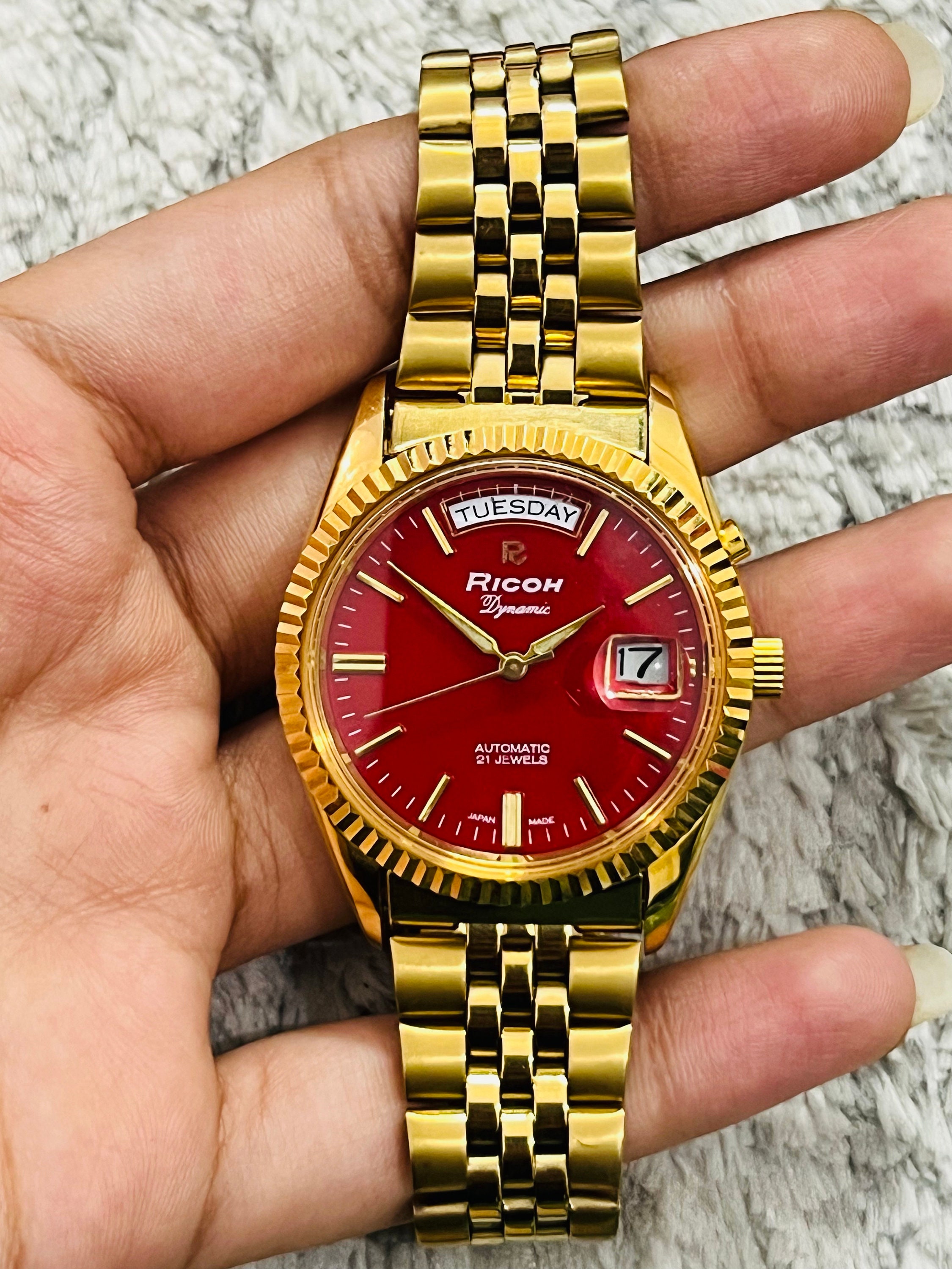 Vintage Ricoh President Automatic 21jewel Date/day Red Dial Japan
