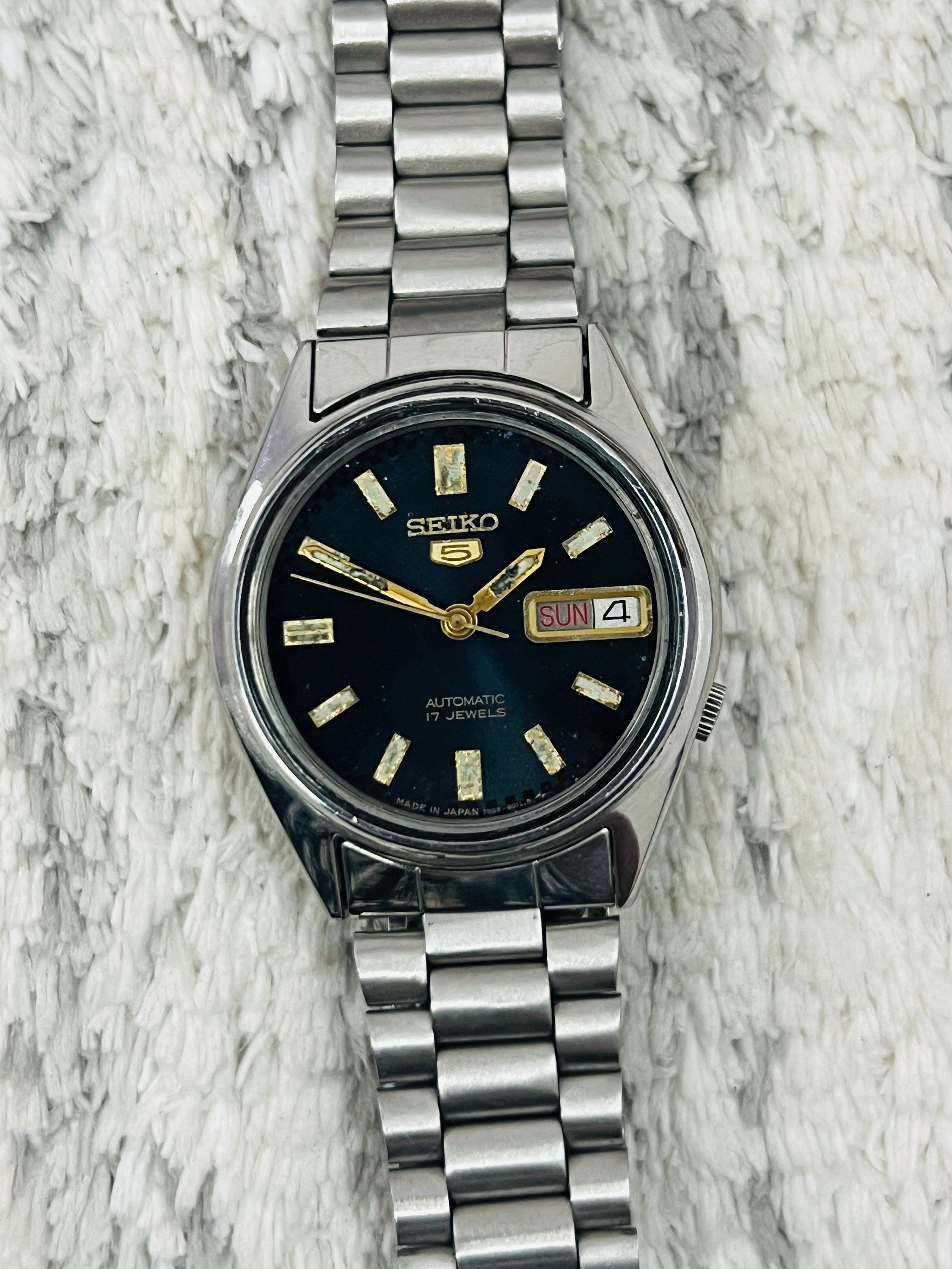 Vintage Seiko 5 Automatic Movement No.7009-6001 Blue Dial Day/date