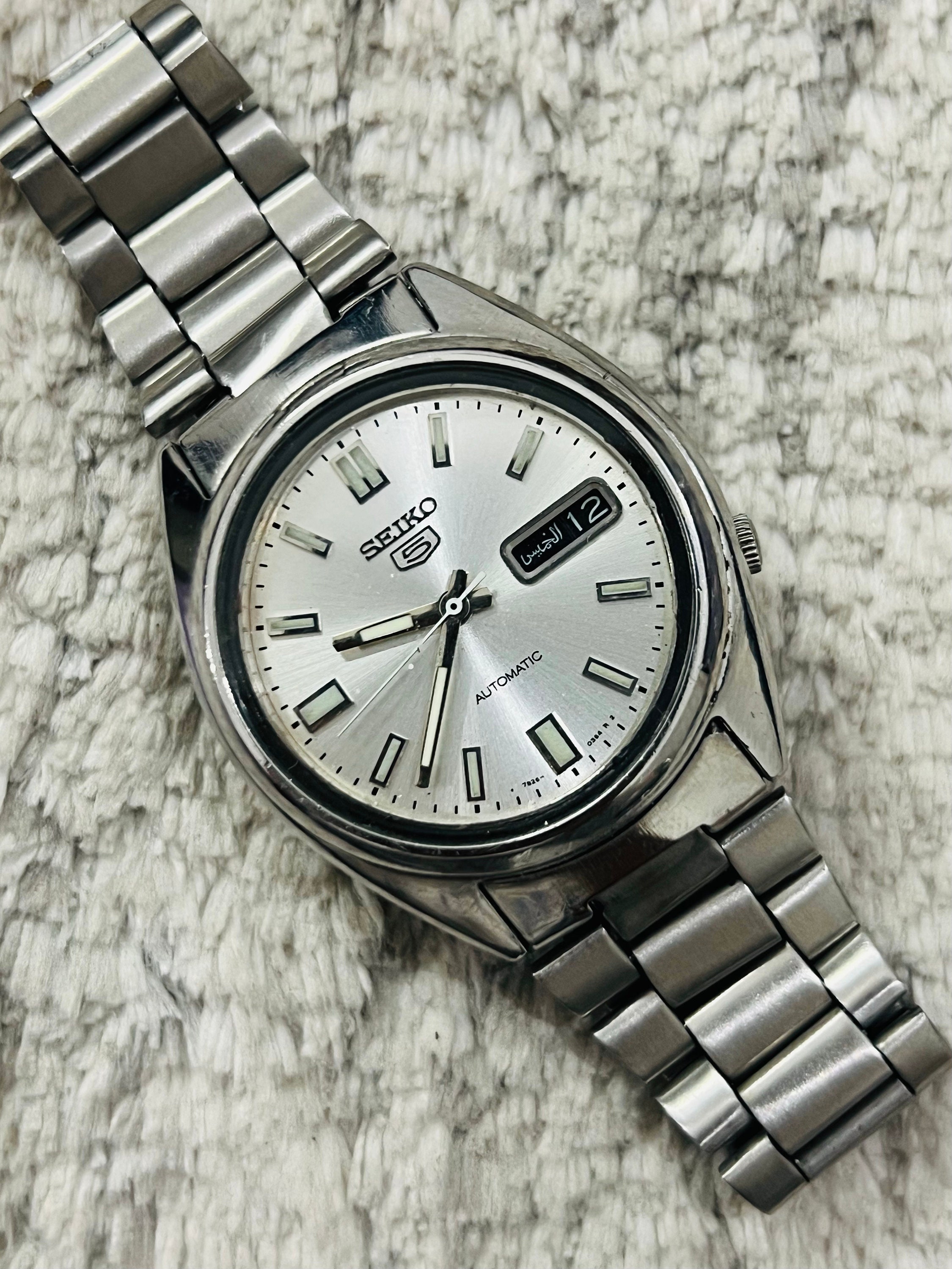Seiko 5 automatic grey dial hotsell