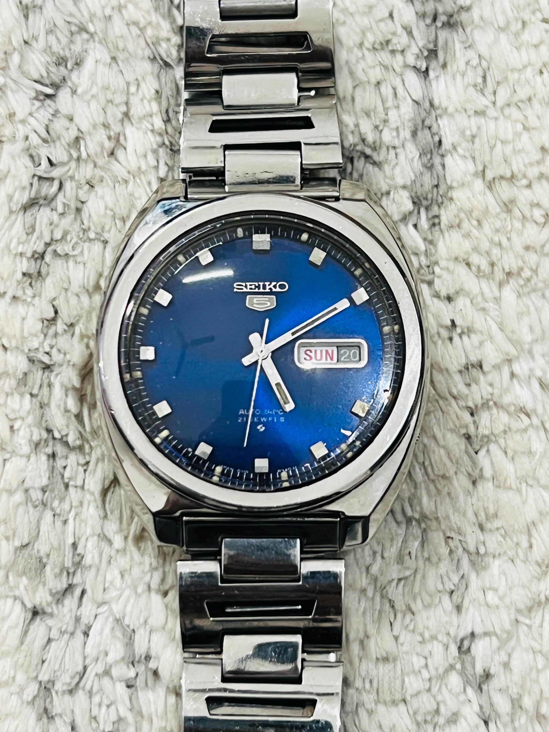 Vintage Seiko 5 Automatic Blue Dial Date/day 21jewels Movement No