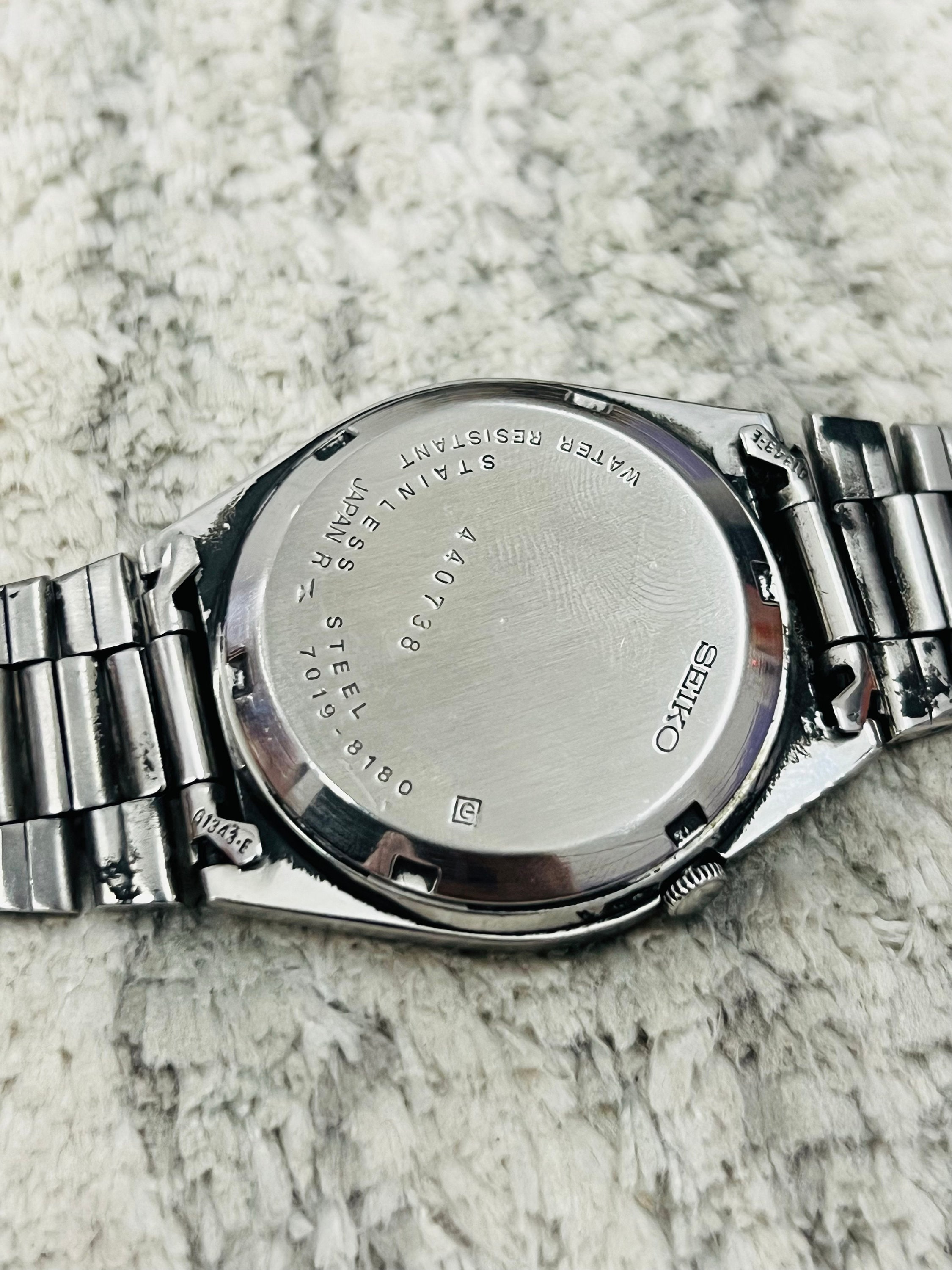 ヴィンテージ セイコー 5 自動巻きムーブメント No.7019-8180 ブラック 