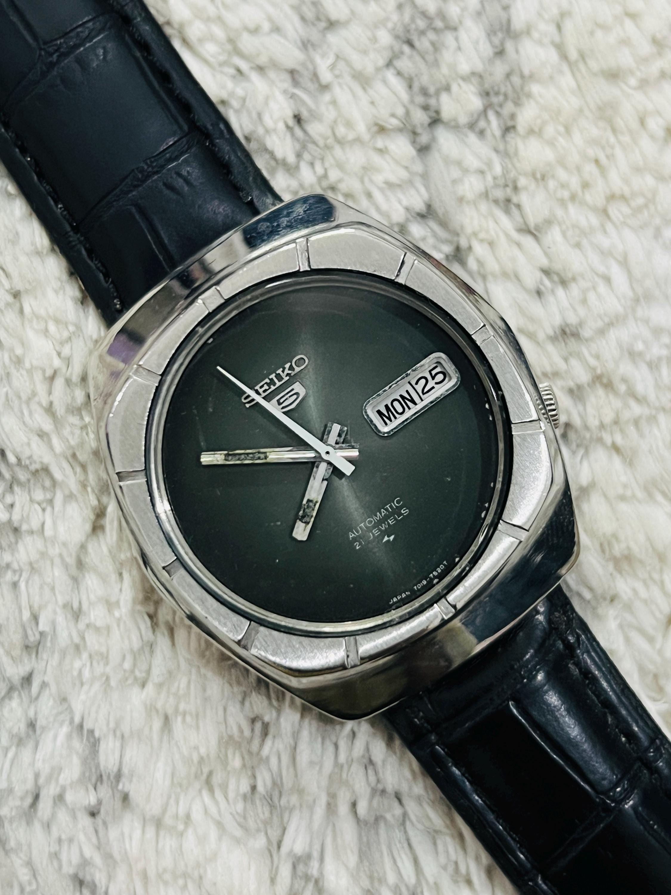 Vintage Rare Seiko 5 Automatic 21jewels Green Dial Day/date Men's