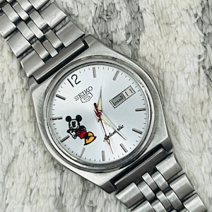 Vintage Seiko 5 Automatic Silver Mickey Mouse Dial Day/date Men's