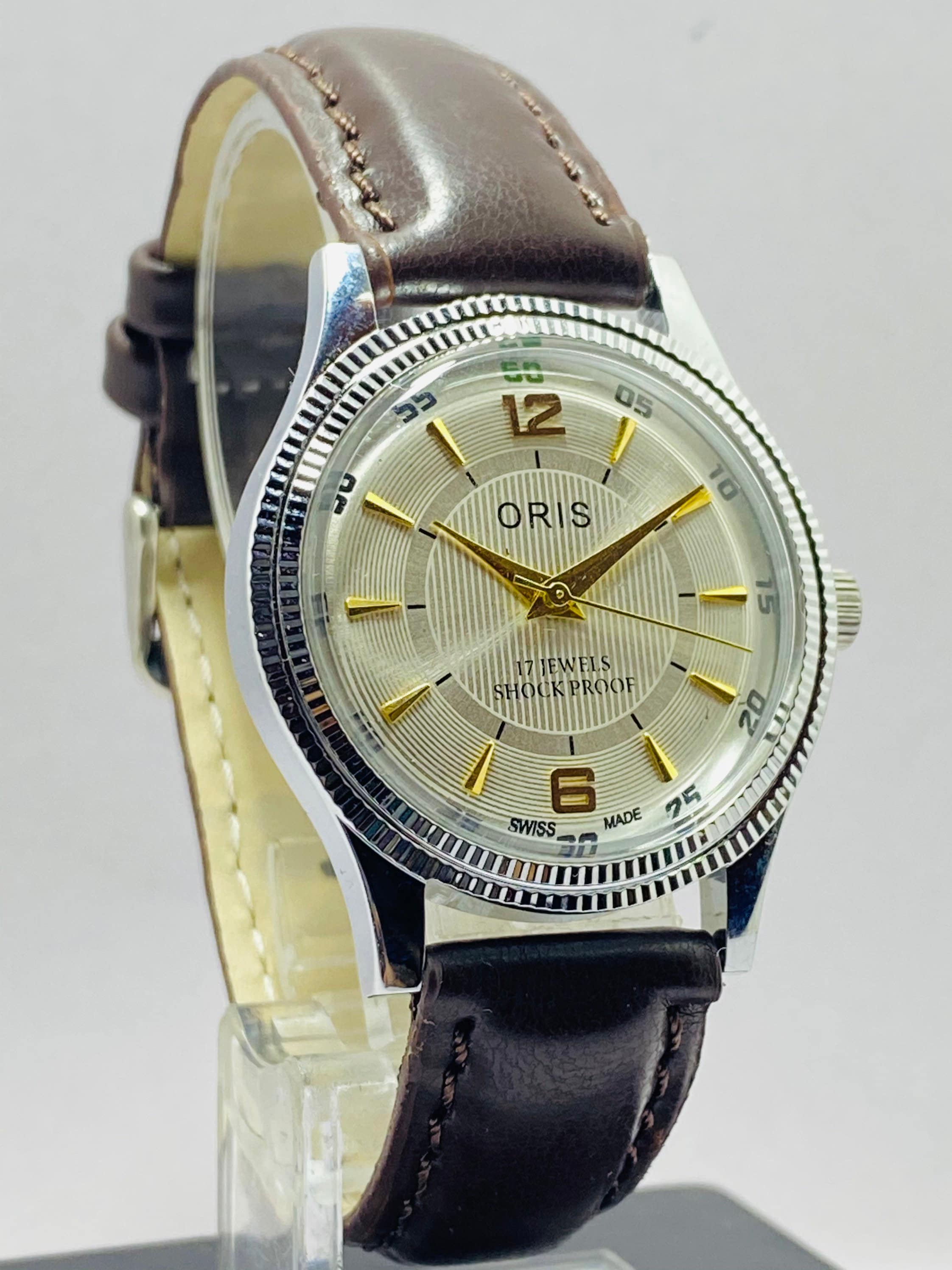 希少なヴィンテージ ORIS ホワイトダイヤル 機械式手巻き FHF 