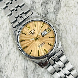 Vintage Seiko 5 Automatic Salmon Dial Day/Date Men&#39;s Wrist Watch~ Japan Made~ Gift for him