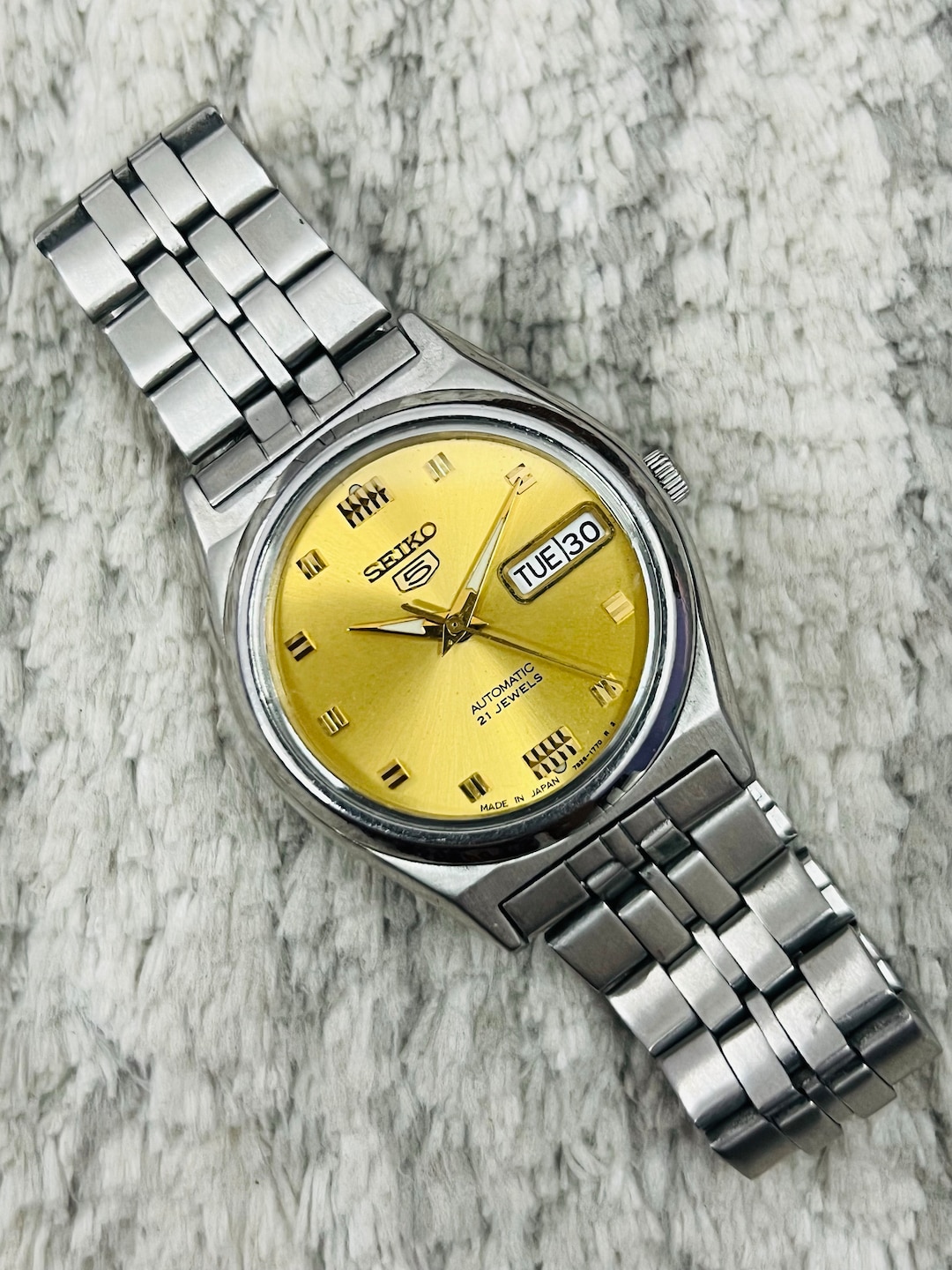 Vintage Rare Seiko 5 Automatic Golden Pattern Dial Movement No
