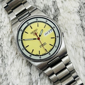 Vintage Seiko 5 Automatic Movement No.7S26-0490 Neon Dial Railway Time Day/Date Men's Wrist Watch~ Japan Made~ Gift for him