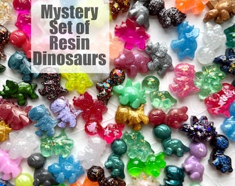 Mystery Set of 25 Handcrafted Glitter Resin Dinosaurs Cabochons