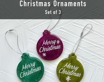 Set of 3 Handcrafted Glitter Round Ornament: Resin Merry Christmas Decor