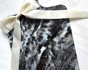 Handcrafted Black and White Marble Resin Vanity Tray